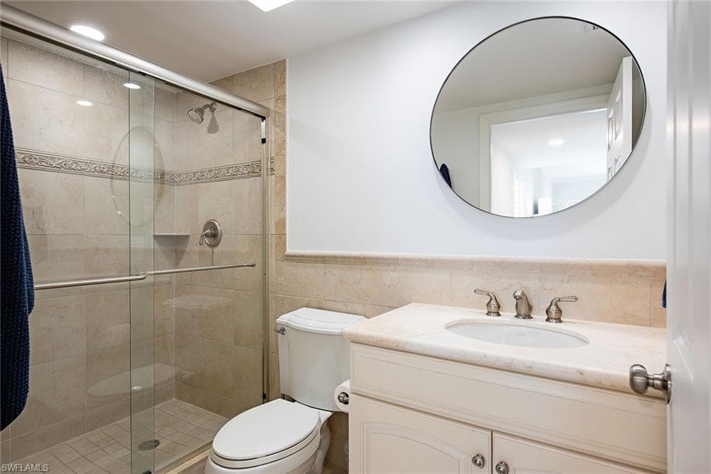 2905 Gulf Shore Blvd N 603n, Naples, FL 34103-11