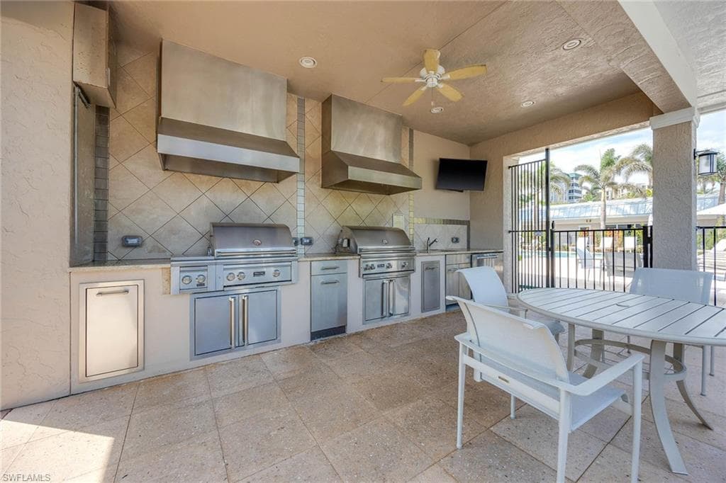 2905 Gulf Shore Blvd N 603n, Naples, FL 34103-21