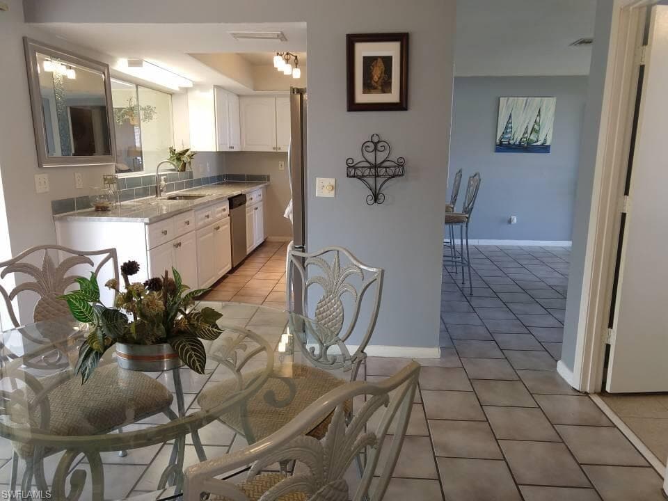 847 Hydrangea Dr, North Fort Myers, FL 33903-9