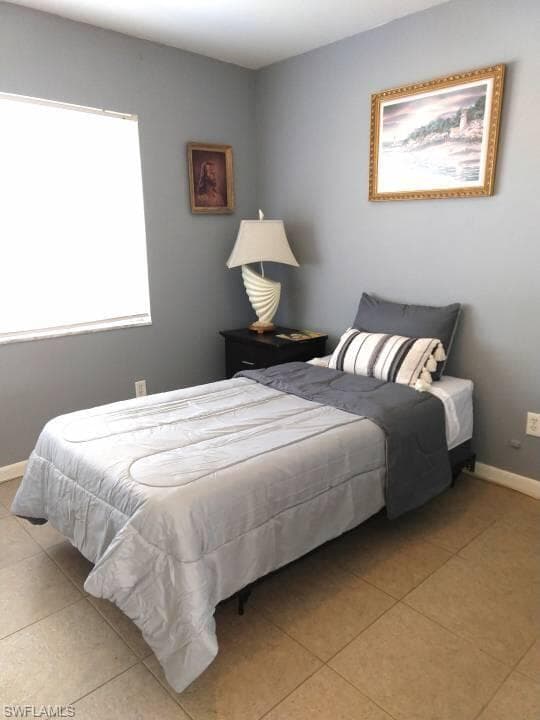 847 Hydrangea Dr, North Fort Myers, FL 33903-12