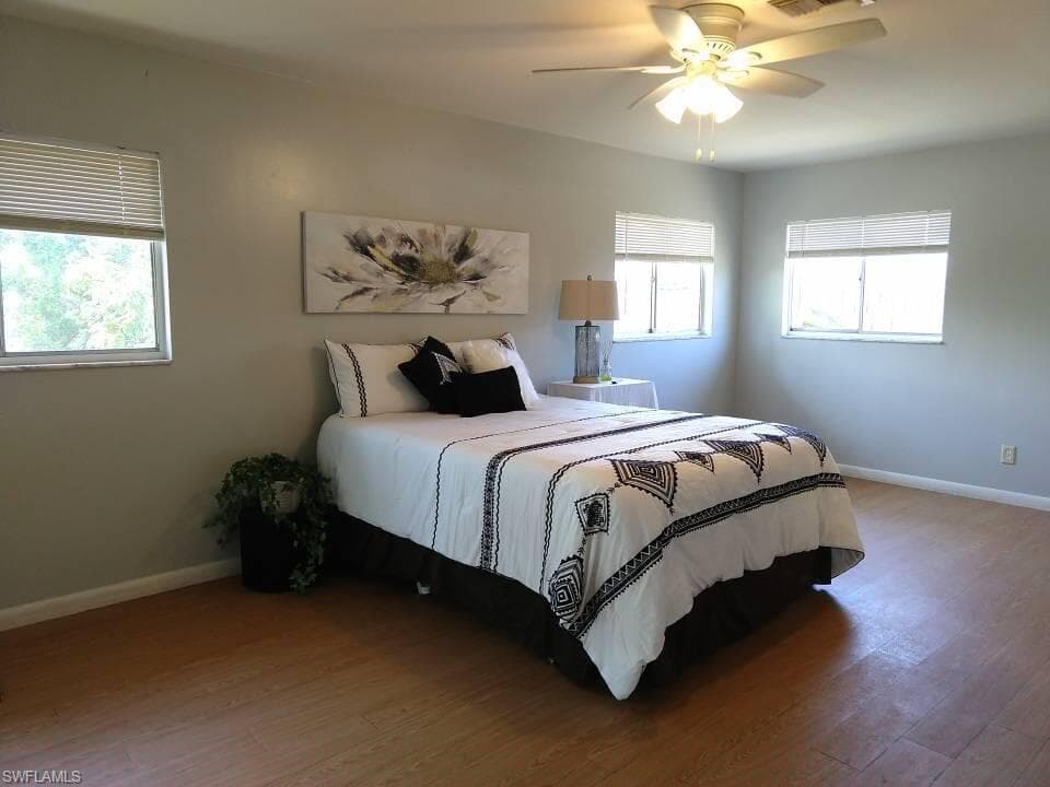 847 Hydrangea Dr, North Fort Myers, FL 33903-16