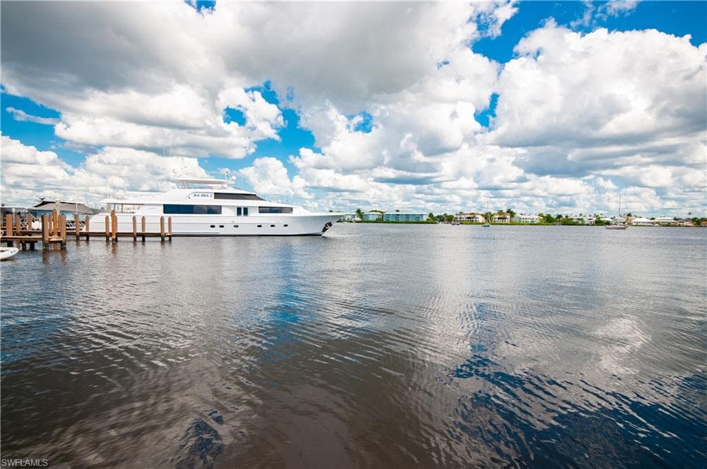 900 Broad Ave S 133/134, Naples, FL 34102-34