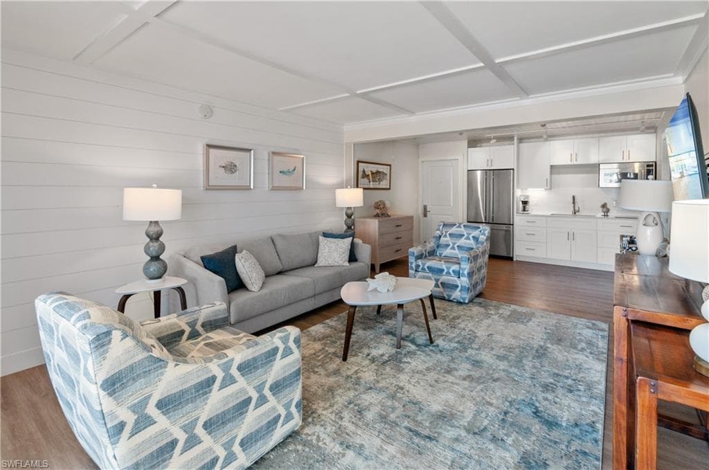 900 Broad Ave S 133/134, Naples, FL 34102-4