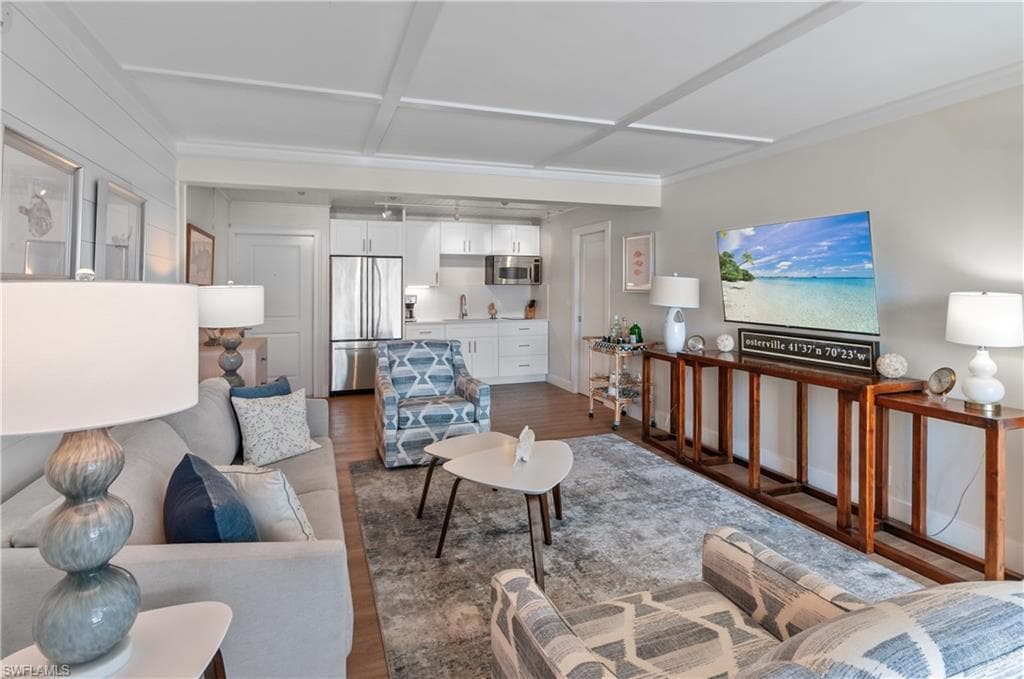 900 Broad Ave S 133/134, Naples, FL 34102-5