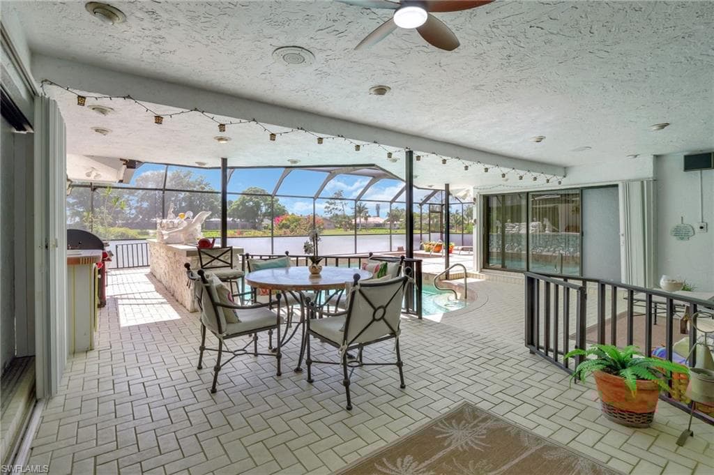 101 Palmetto Dunes Cir, Naples, FL 34113-39