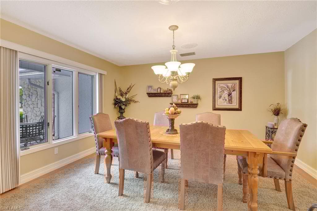 101 Palmetto Dunes Cir, Naples, FL 34113-5