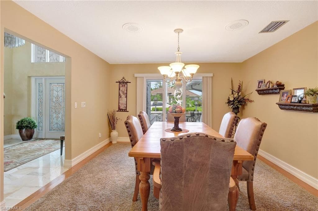 101 Palmetto Dunes Cir, Naples, FL 34113-6