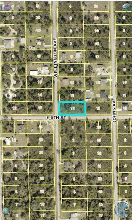 600 Wellington Ave, Lehigh Acres, FL 33972-4