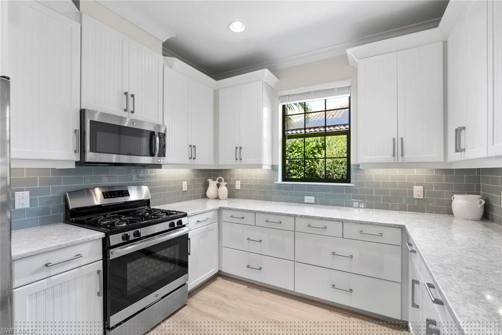 3260 Miyagi Ln, Naples, FL 34114-9