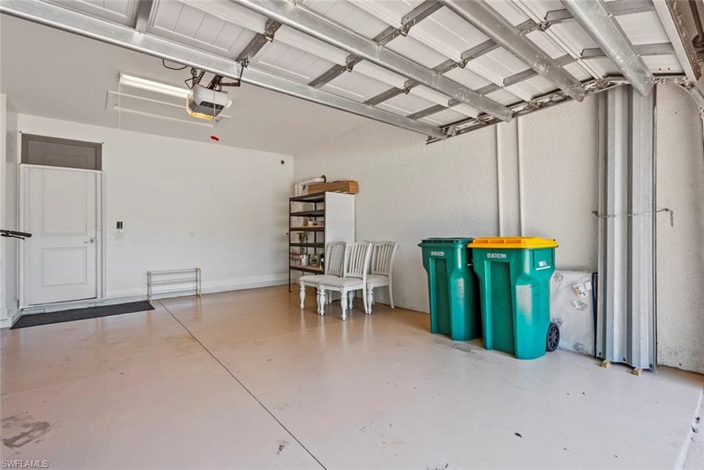 3260 Miyagi Ln, Naples, FL 34114-21