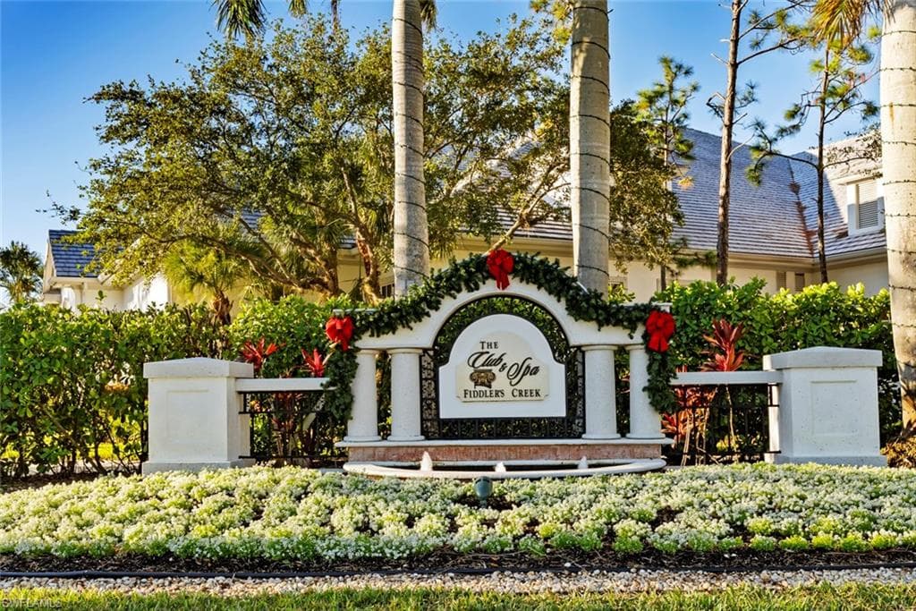 3260 Miyagi Ln, Naples, FL 34114-27