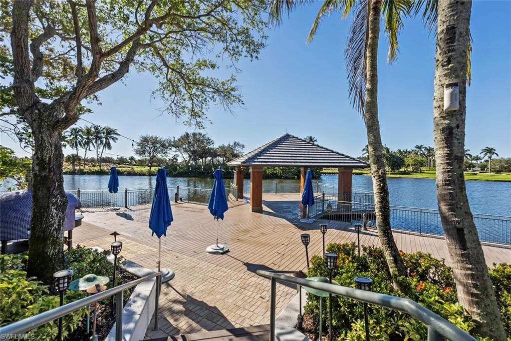 3260 Miyagi Ln, Naples, FL 34114-33