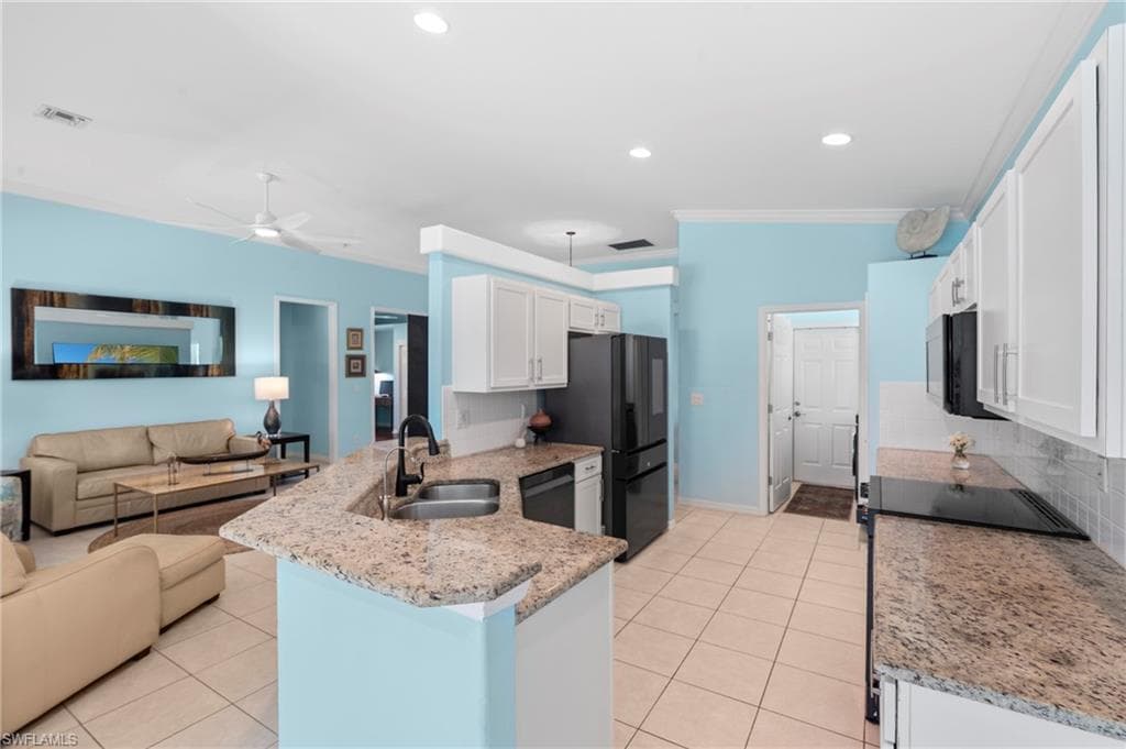 1958 Dory Ct, Naples, FL 34109-15
