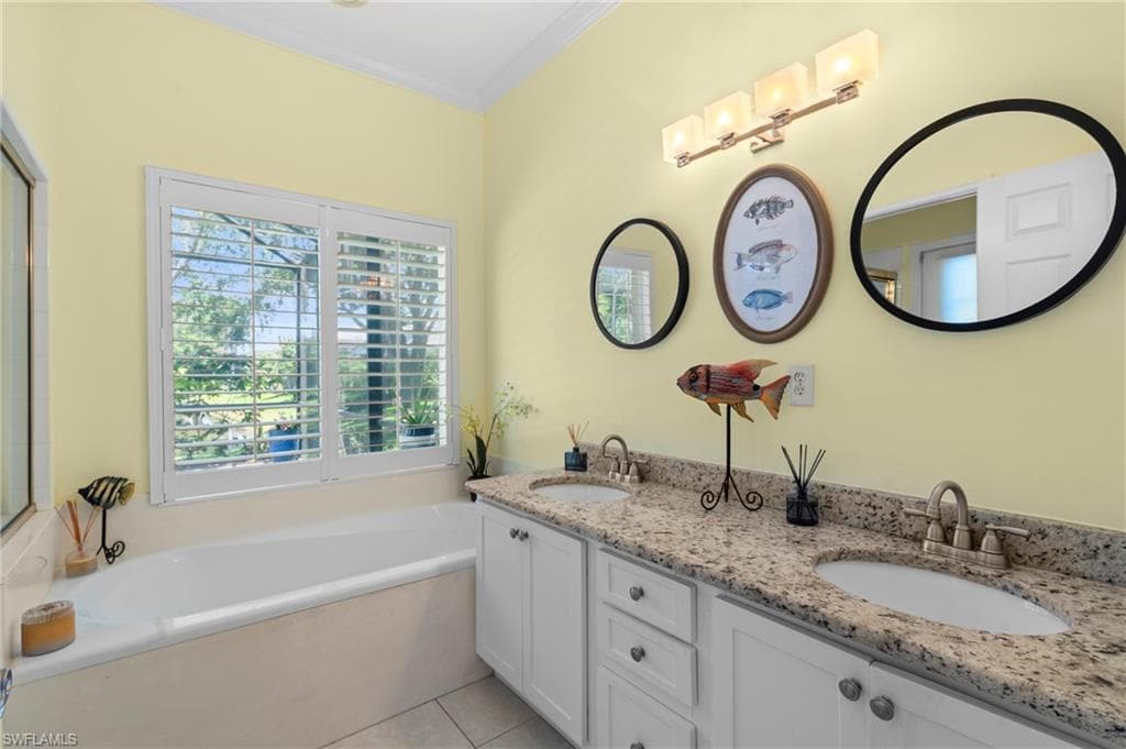 1958 Dory Ct, Naples, FL 34109-23