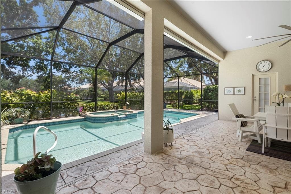 1958 Dory Ct, Naples, FL 34109-32