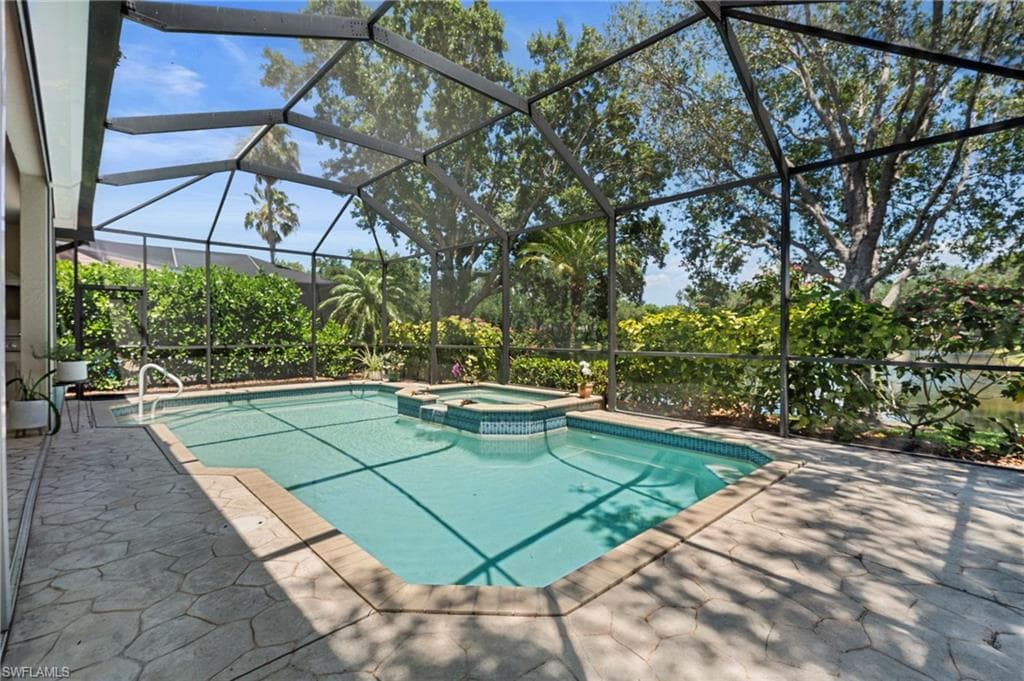 1958 Dory Ct, Naples, FL 34109-34