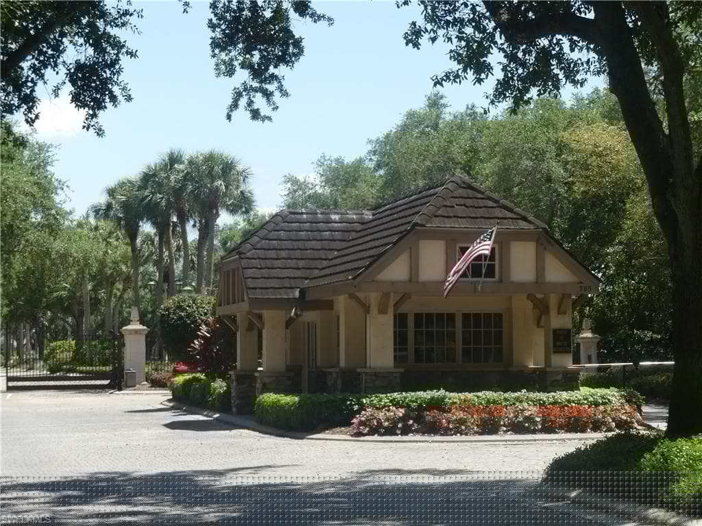 1958 Dory Ct, Naples, FL 34109-48