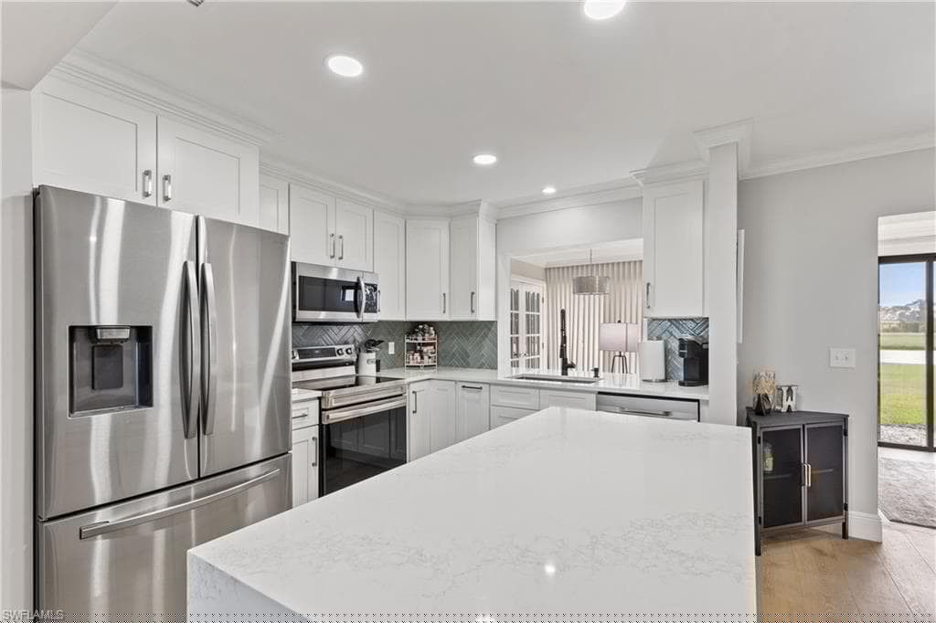 4185 Lakewood Blvd E12, Naples, FL 34112-10