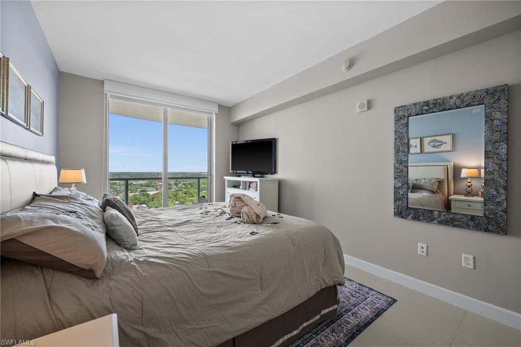 3000 Oasis Grand Blvd 2104, Fort Myers, FL 33916-20