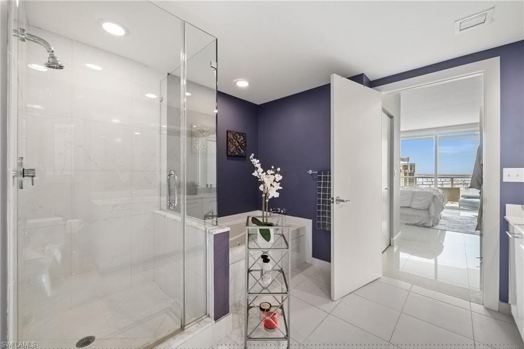 3000 Oasis Grand Blvd 2104, Fort Myers, FL 33916-28