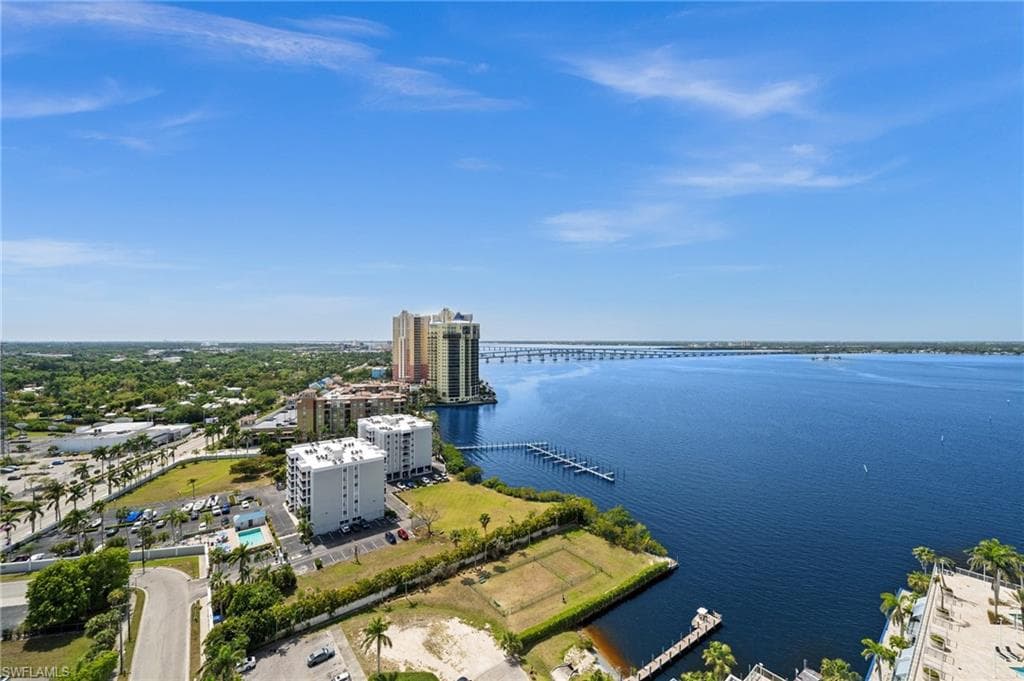 3000 Oasis Grand Blvd 2104, Fort Myers, FL 33916-36