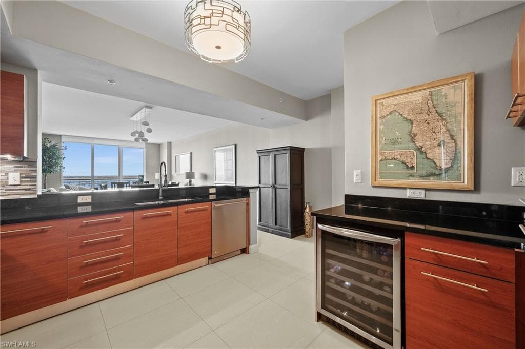 3000 Oasis Grand Blvd 2104, Fort Myers, FL 33916-4
