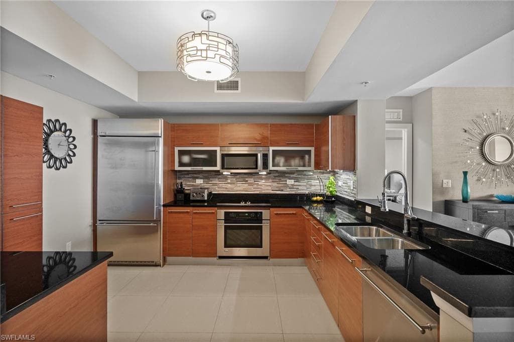 3000 Oasis Grand Blvd 2104, Fort Myers, FL 33916-7
