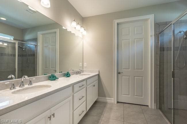 14566 Tropical Dr, Naples, FL 34114-31