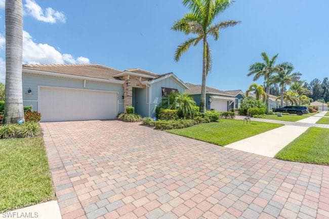 14566 Tropical Dr, Naples, FL 34114-4