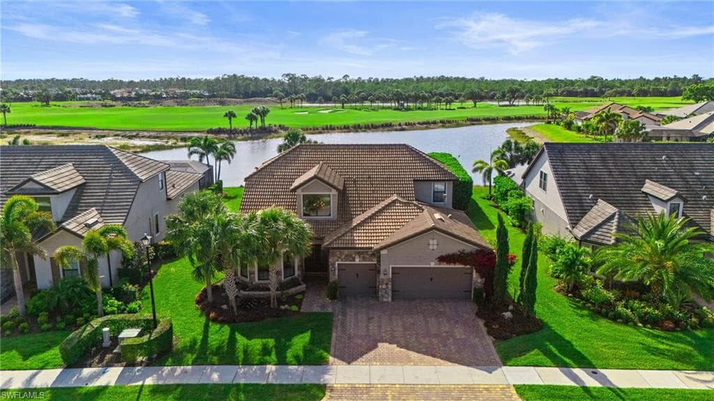 9435 Night Heron Ln, Naples, FL 34120-4