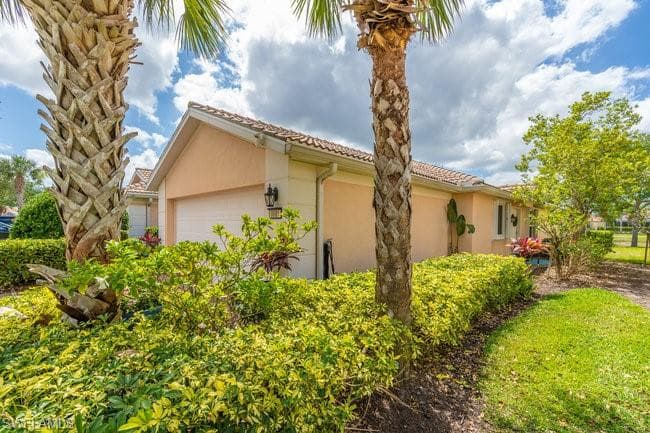 8681 Erice Ct, Naples, FL 34114-4