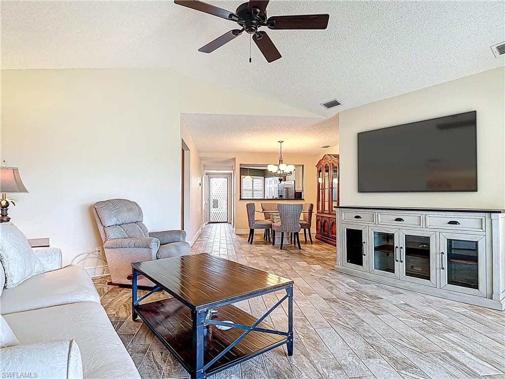 1070 Woodshire Ln E310, Naples, Fl 34105-9