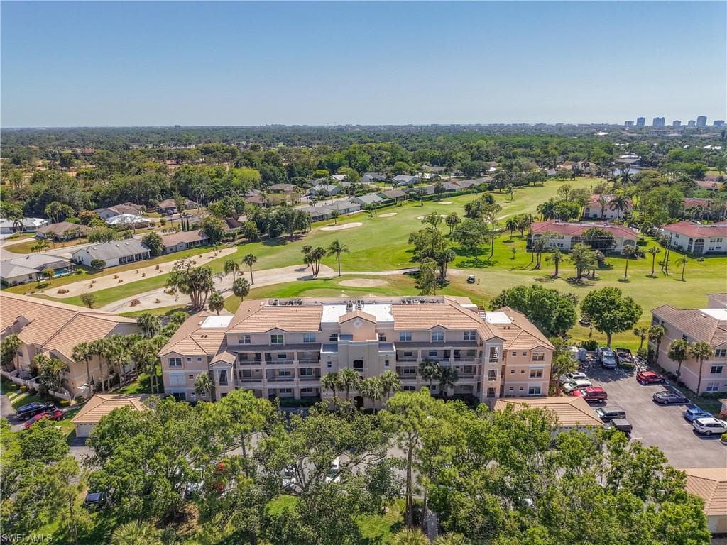 1070 Woodshire Ln E310, Naples, Fl 34105-1