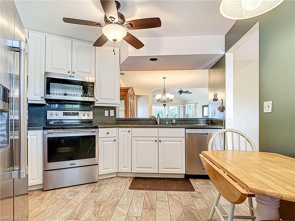 1070 Woodshire Ln E310, Naples, Fl 34105-4