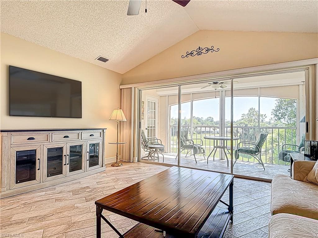 1070 Woodshire Ln E310, Naples, Fl 34105-8