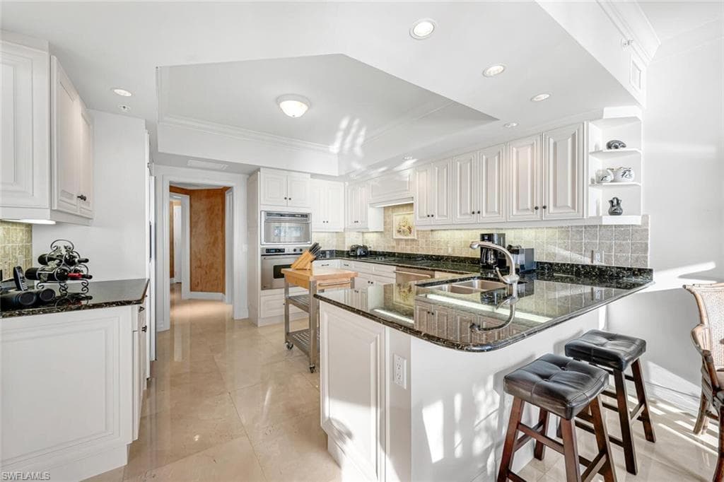 8171 Bay Colony Dr 1902, Naples, FL 34108-10