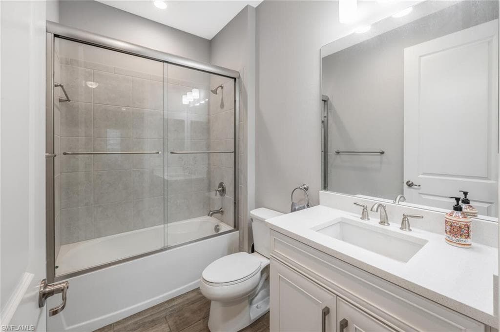 2167 Marquesa Cir, Naples, FL 34112-15