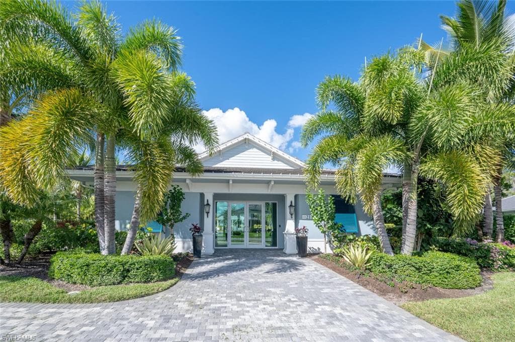 2167 Marquesa Cir, Naples, FL 34112-20