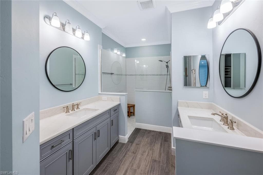 2211 Marquesa Cir, Naples, FL 34112-14