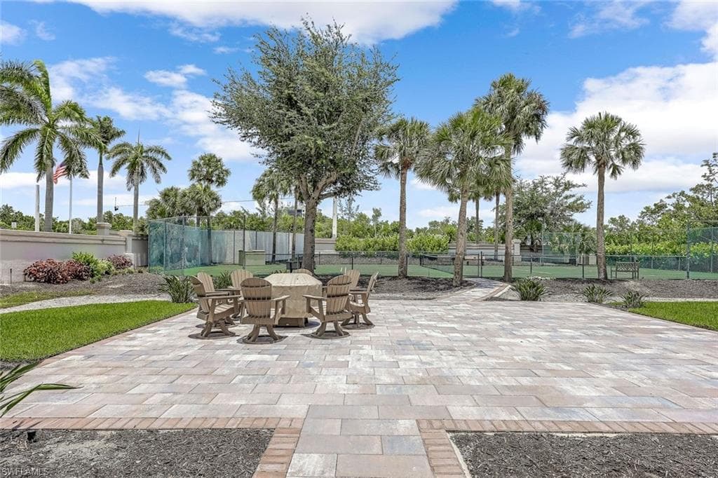 13105 Vanderbilt Dr 306, Naples, FL 34110-22
