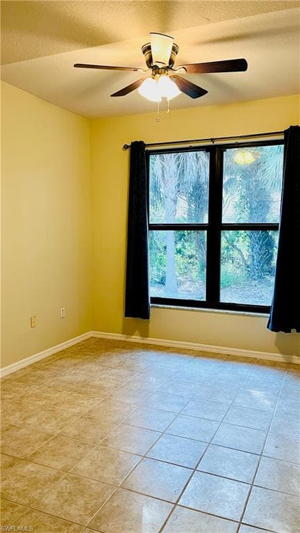 7725 Woodbrook Cir 3503, Naples, FL 34104-8
