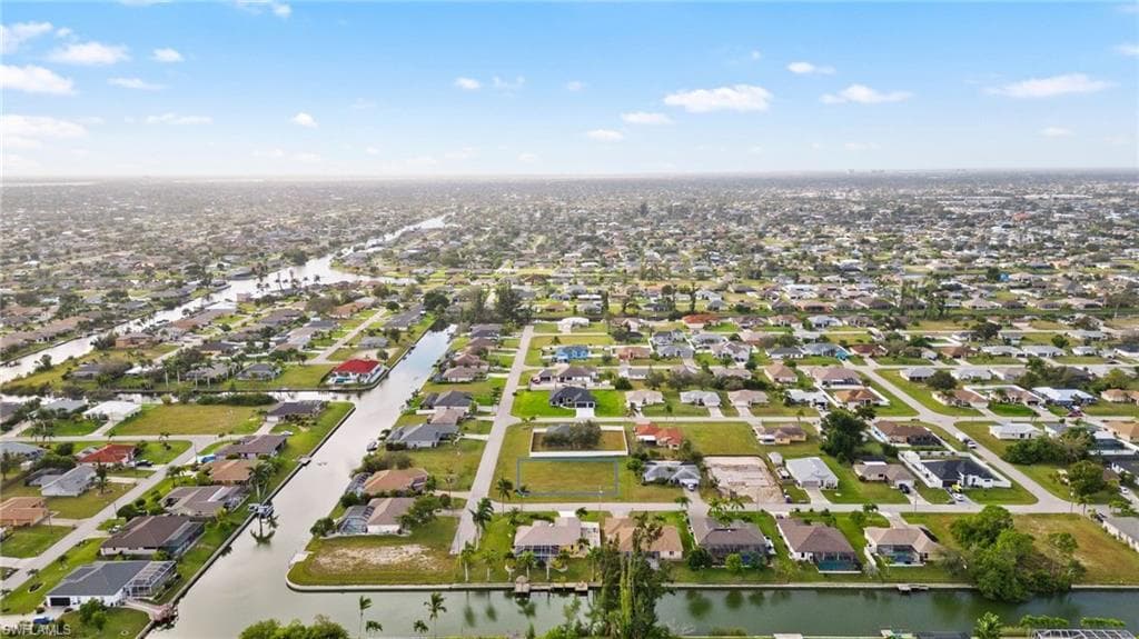 424 14th St, Cape Coral, FL 33990-12
