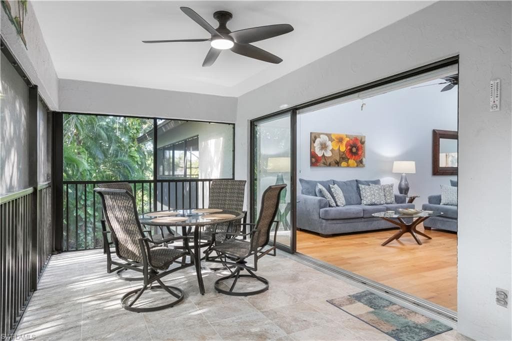 1814 Kings Lake Blvd 203, Naples, FL 34112-13