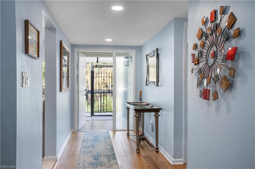 1814 Kings Lake Blvd 203, Naples, FL 34112-5
