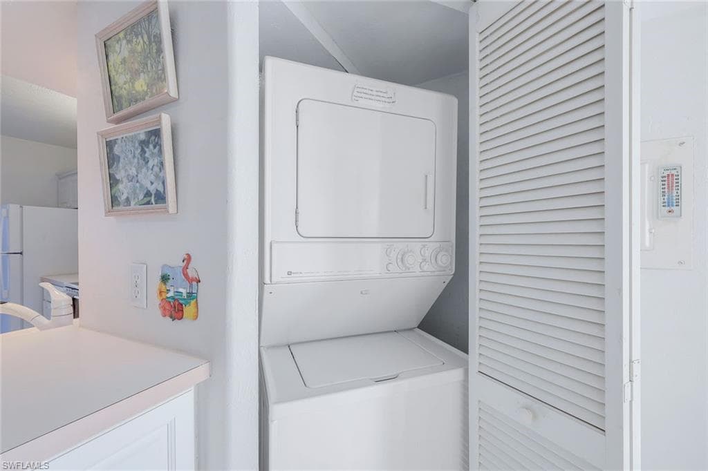 1085 Bald Eagle Dr E207, Marco Island, FL 34145-18