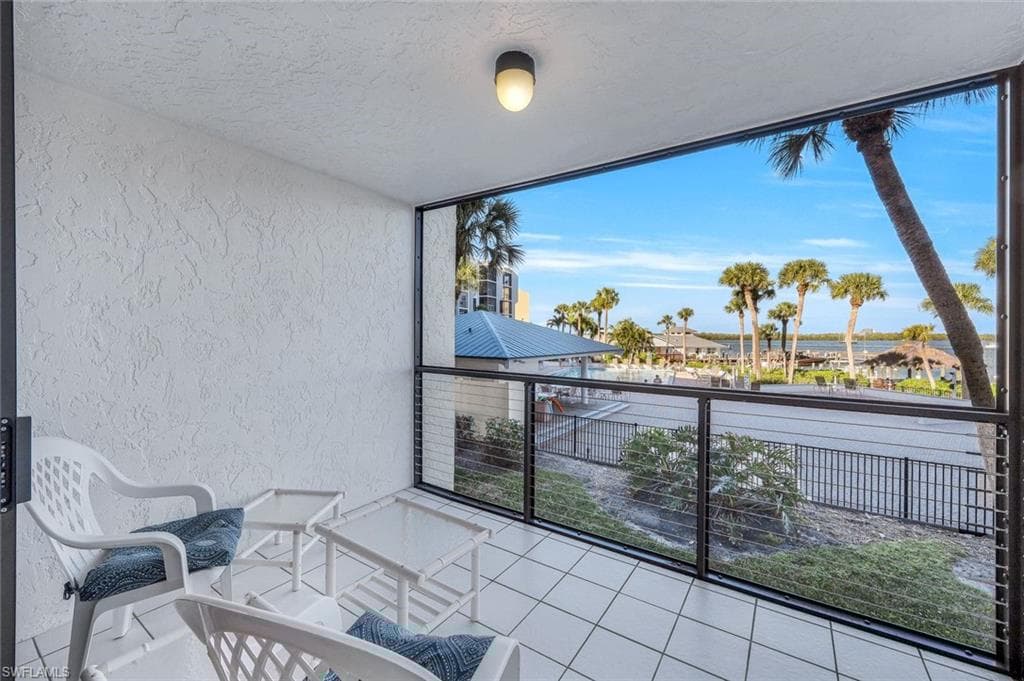 1085 Bald Eagle Dr E207, Marco Island, FL 34145-1