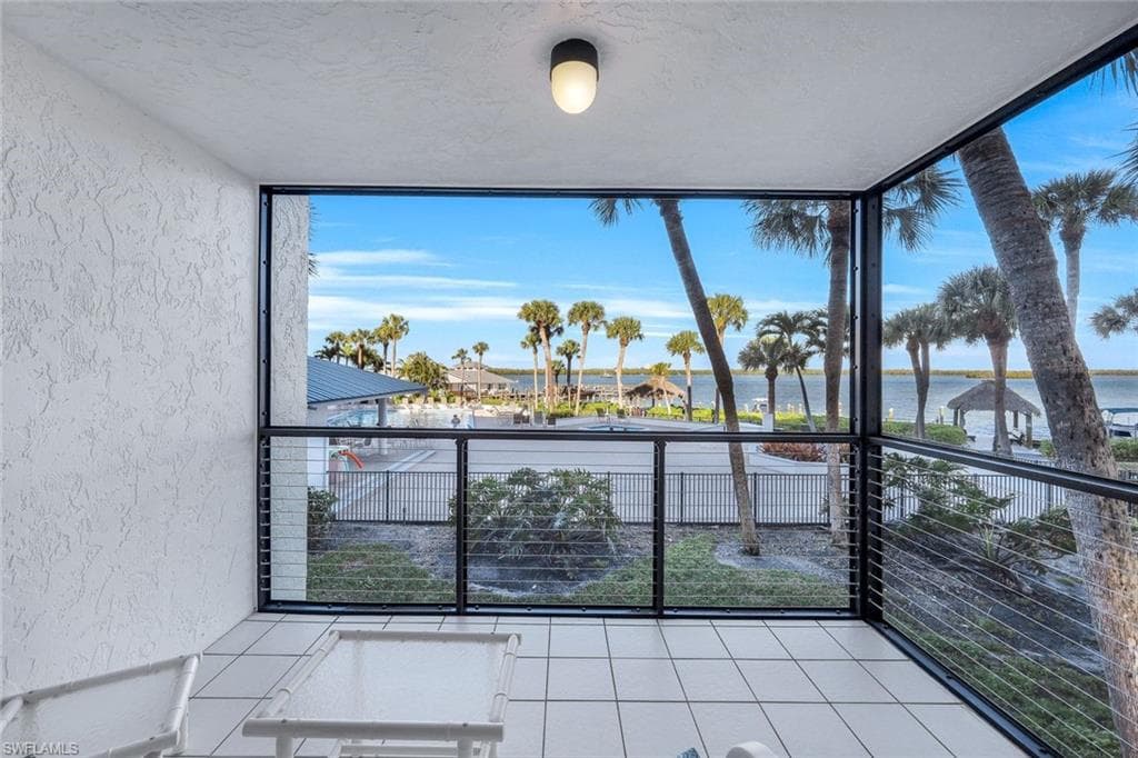 1085 Bald Eagle Dr E207, Marco Island, FL 34145-19
