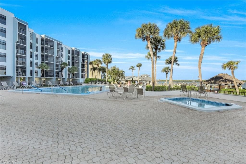 1085 Bald Eagle Dr E207, Marco Island, FL 34145-26