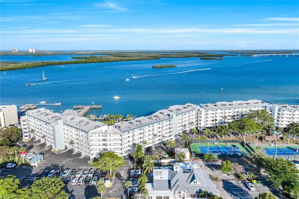 1085 Bald Eagle Dr E207, Marco Island, FL 34145-3