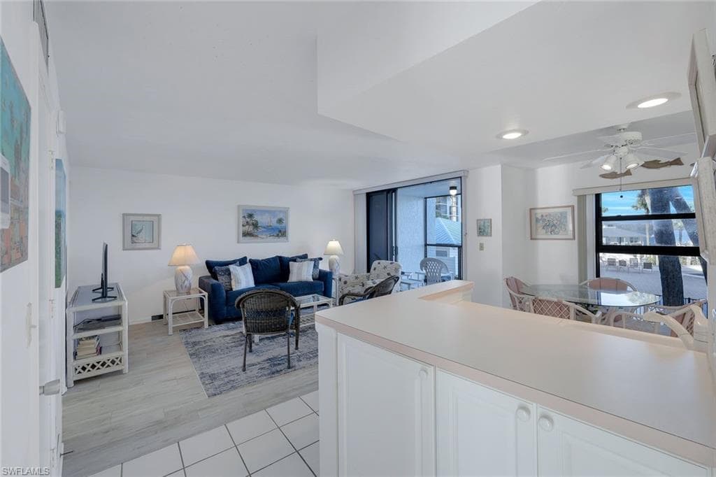 1085 Bald Eagle Dr E207, Marco Island, FL 34145-7